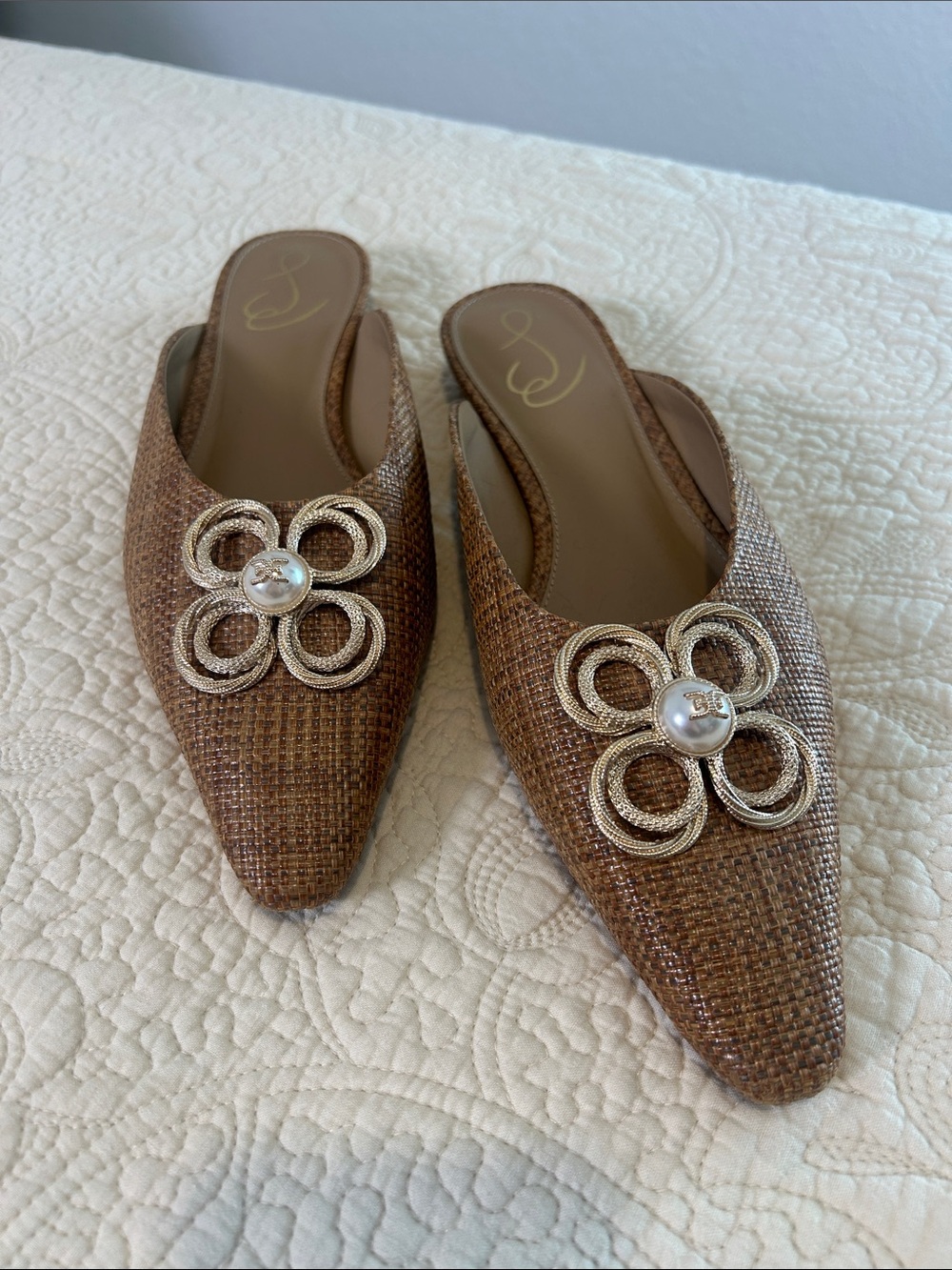 Sam Edelman Brown Woven Pointed Mules with Pearl Flower - Picture 1 of 7